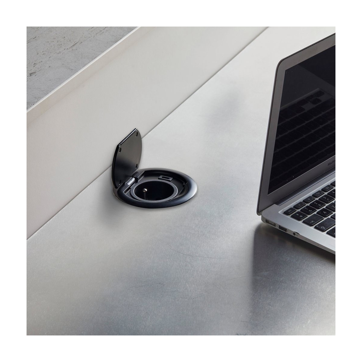 Bloc prise affleurant avec prise USB-C